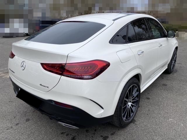 MERCEDES - BENZ GLE coupé 400d AMG 4matic | nové auto skladem | max výbava | černá metalíza | online nákup | online prodej | eshop | autoibuy.com